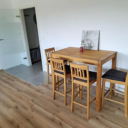 Wohnung 1 1 Doppelzimmer Seperat Kueche Und Bad
